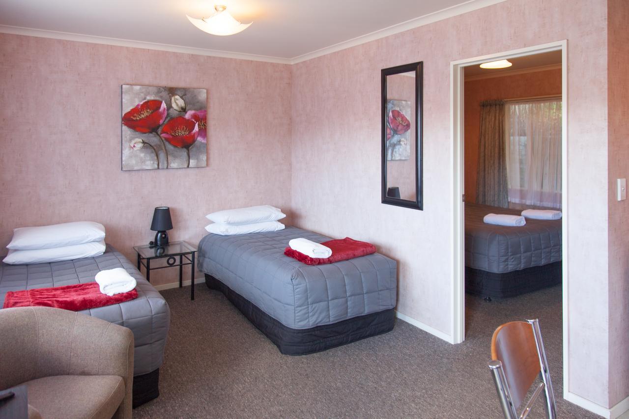 Motel Te Kuiti Bagian luar foto